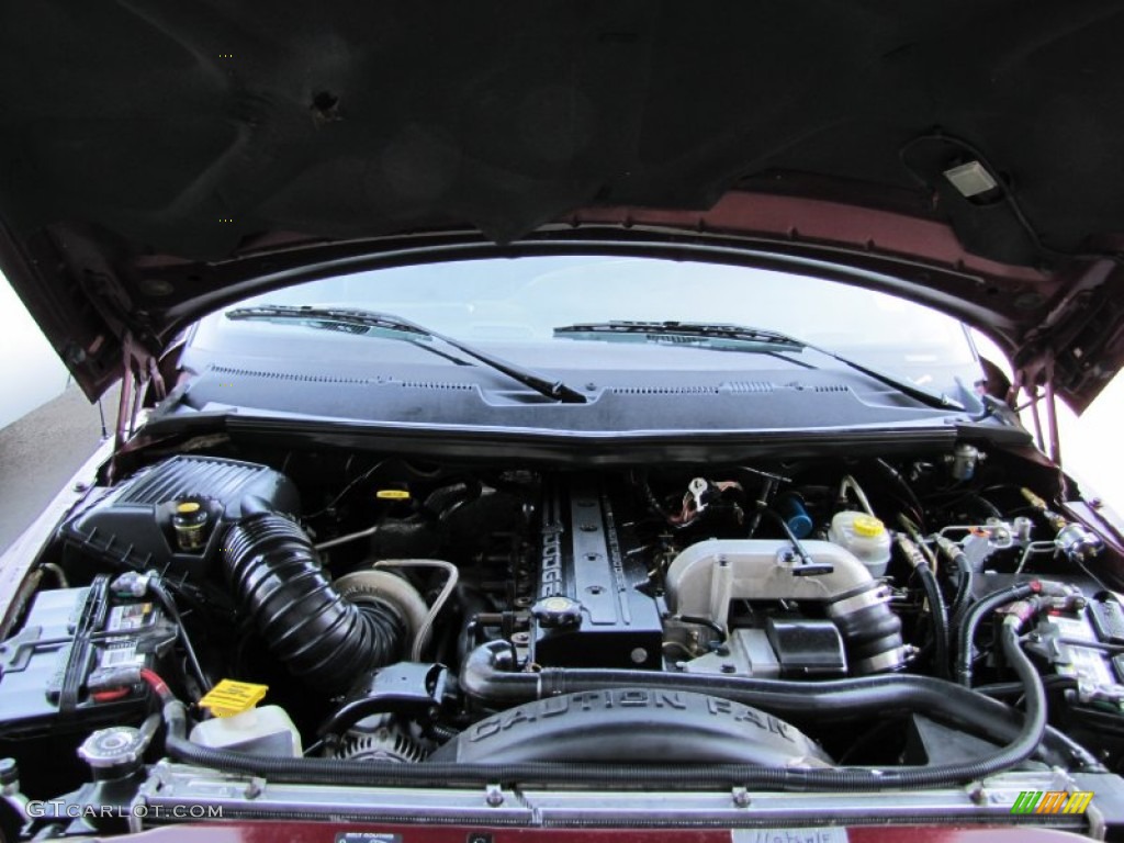 2001 Ram 2500 SLT Quad Cab - Dark Garnet Red Pearl / Mist Gray photo #24