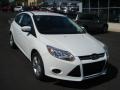 2013 Oxford White Ford Focus SE Hatchback  photo #2