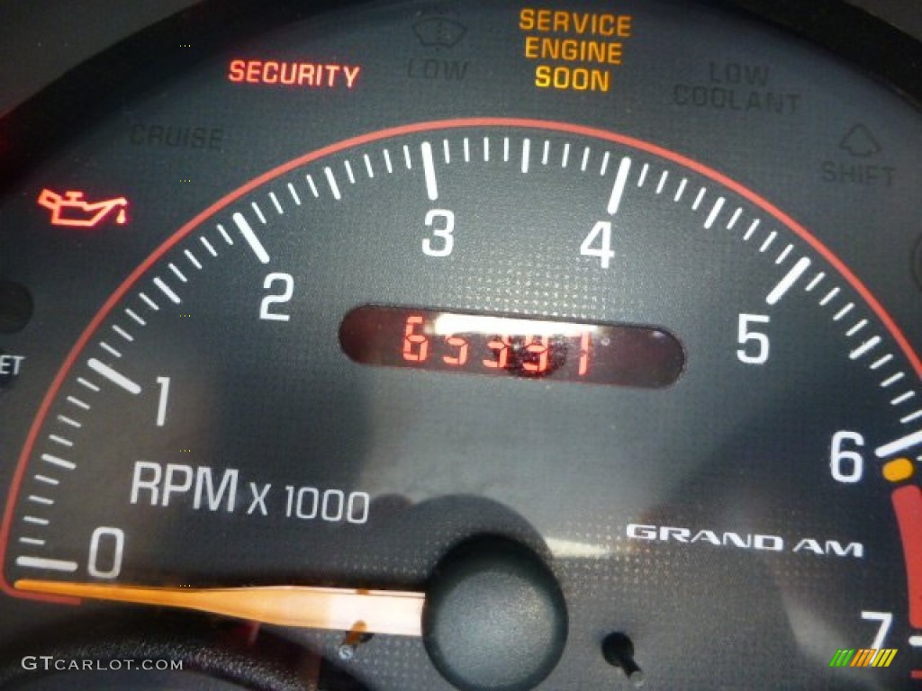 2004 Grand Am GT Sedan - Fusion Orange Metallic / Dark Pewter photo #15