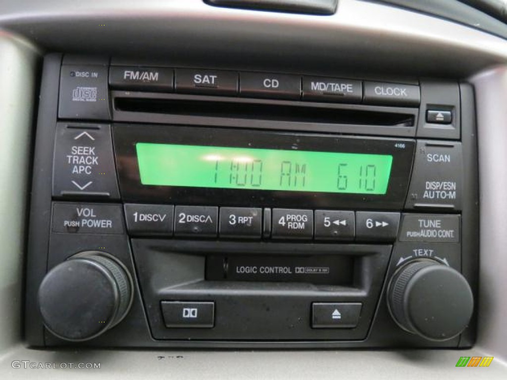 2005 Mazda Tribute s Audio System Photos