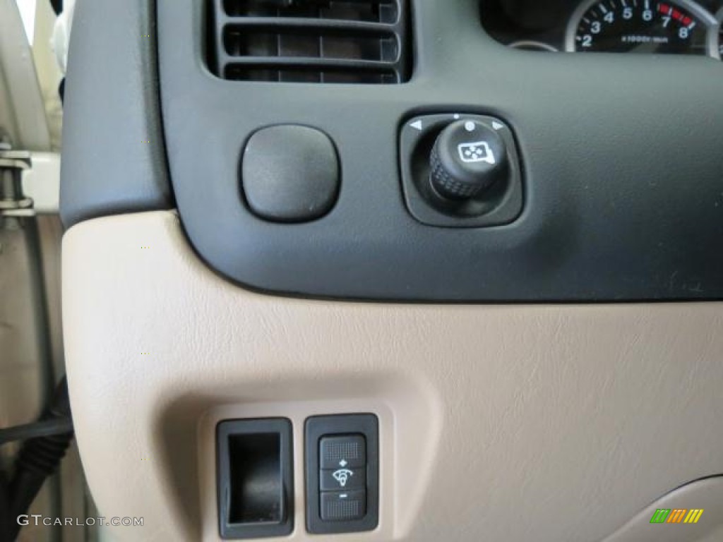 2005 Mazda Tribute s Controls Photo #70772024