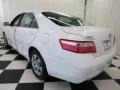 Super White - Camry  Photo No. 26