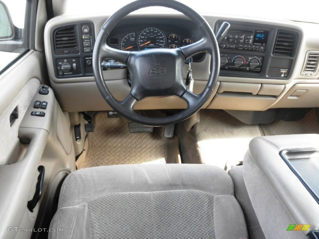2001 Chevrolet Silverado 1500 LS Extended Cab 4x4 Tan Dashboard Photo #70775564