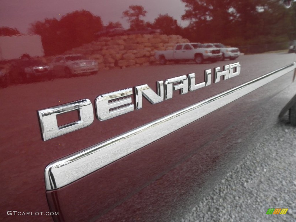 2013 GMC Sierra 3500HD Denali Crew Cab 4x4 Marks and Logos Photos