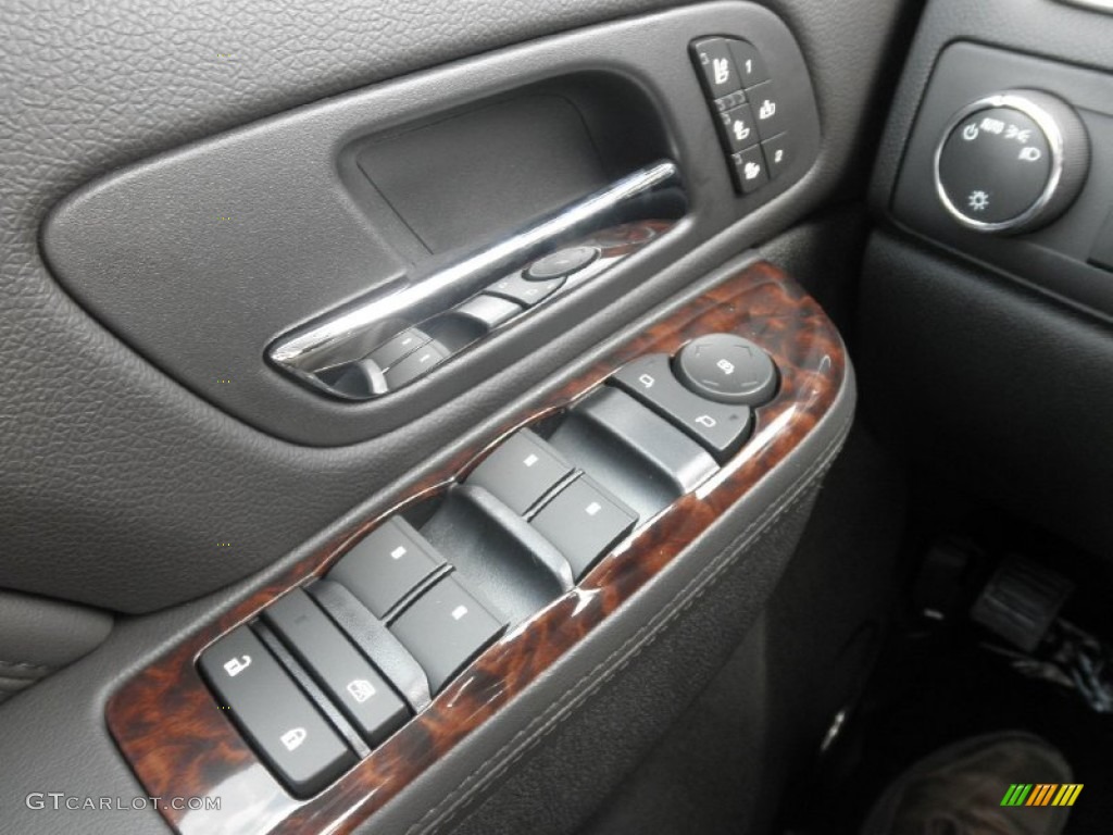 2013 GMC Sierra 3500HD Denali Crew Cab 4x4 Controls Photo #70775771