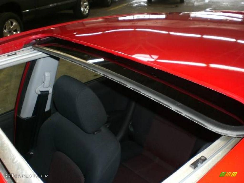 2005 MAZDA3 s Hatchback - Velocity Red Mica / Black/Red photo #35