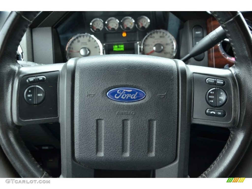 2009 Ford F250 Super Duty Lariat Crew Cab 4x4 Ebony Leather Steering Wheel Photo #70779050