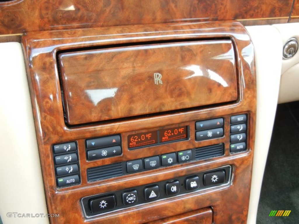 1999 Rolls-Royce Silver Seraph Standard Silver Seraph Model Controls Photo #70784798
