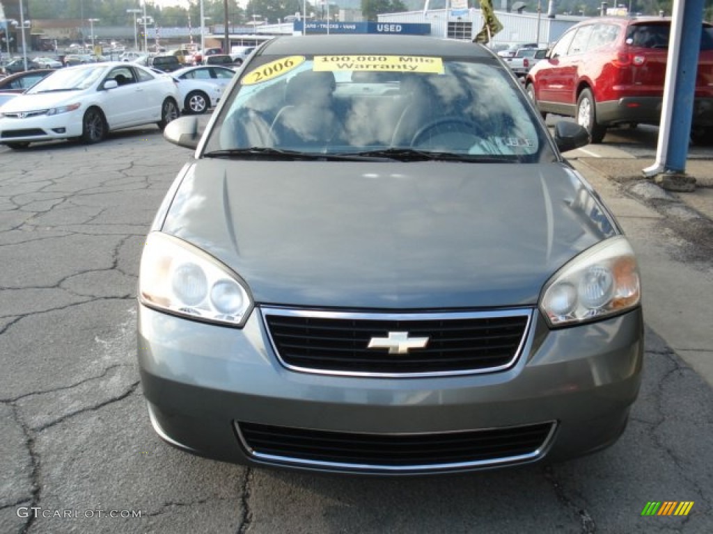 2006 Malibu LT Sedan - Silverstone Metallic / Titanium Gray photo #3