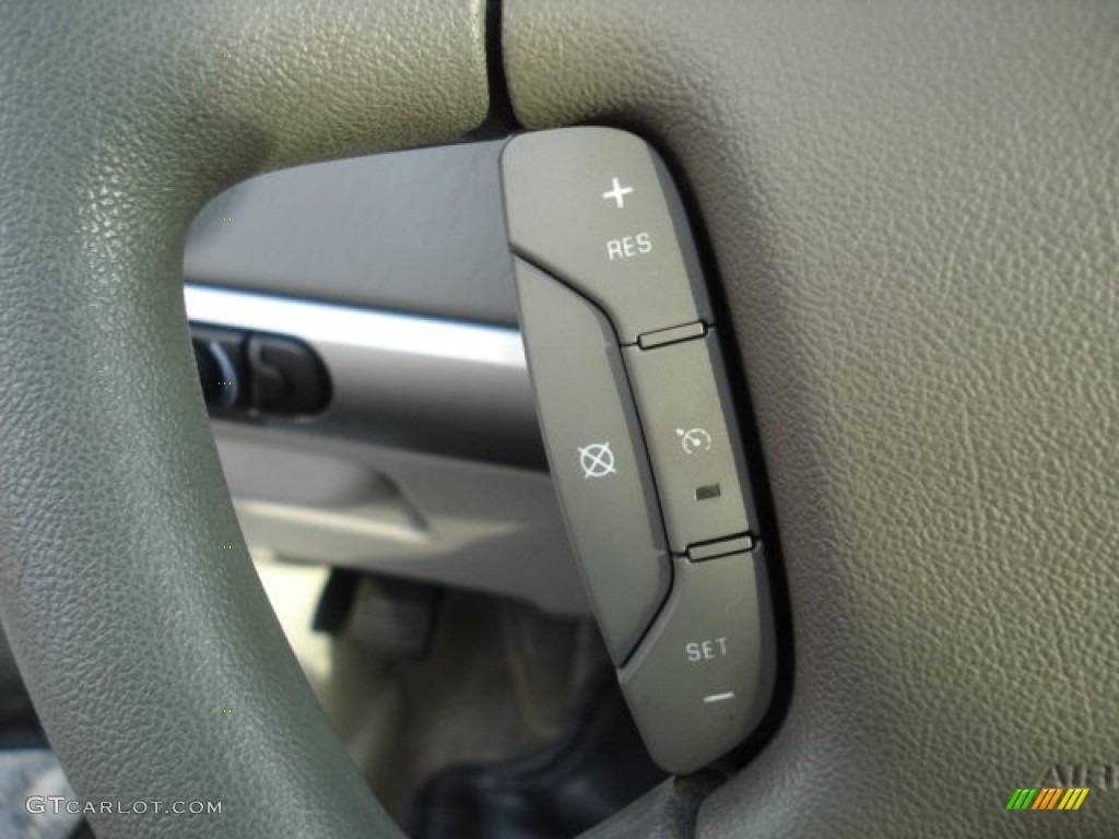 2006 Malibu LT Sedan - Silverstone Metallic / Titanium Gray photo #23
