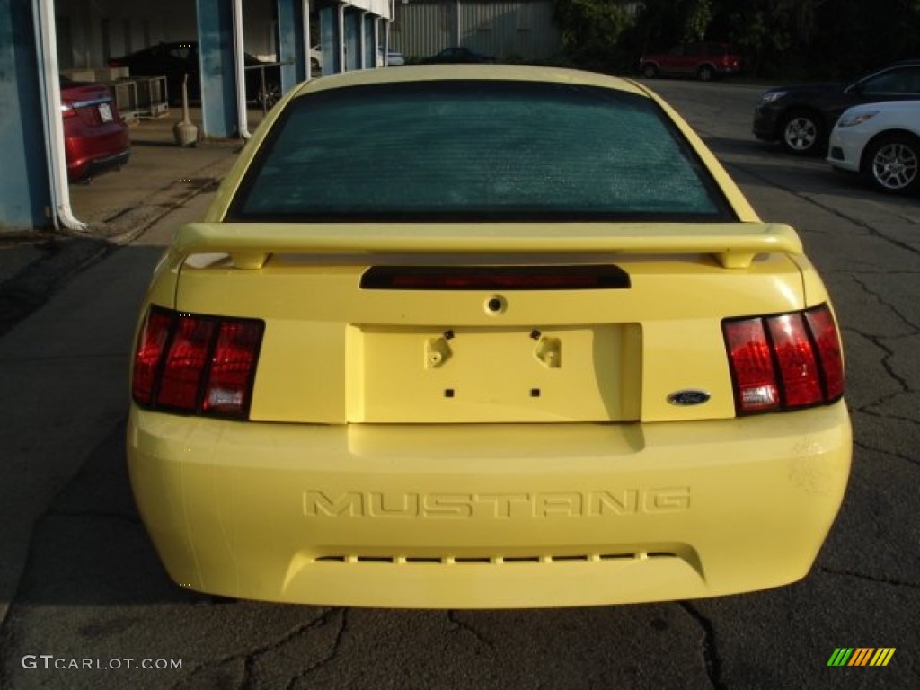 2002 Mustang V6 Coupe - Zinc Yellow / Dark Charcoal photo #7