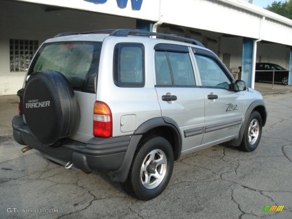 2002 Tracker ZR2 4WD Hard Top - Silver Metallic / Medium Gray photo #8