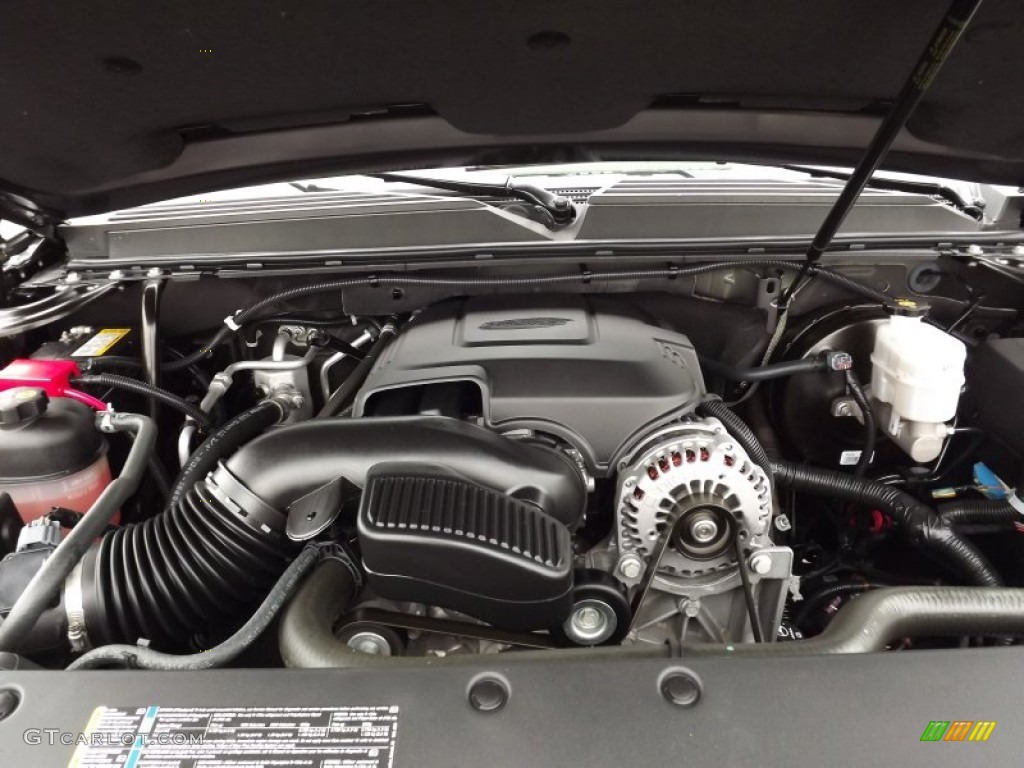 2011 Chevrolet Tahoe LT 4x4 Engine Photos