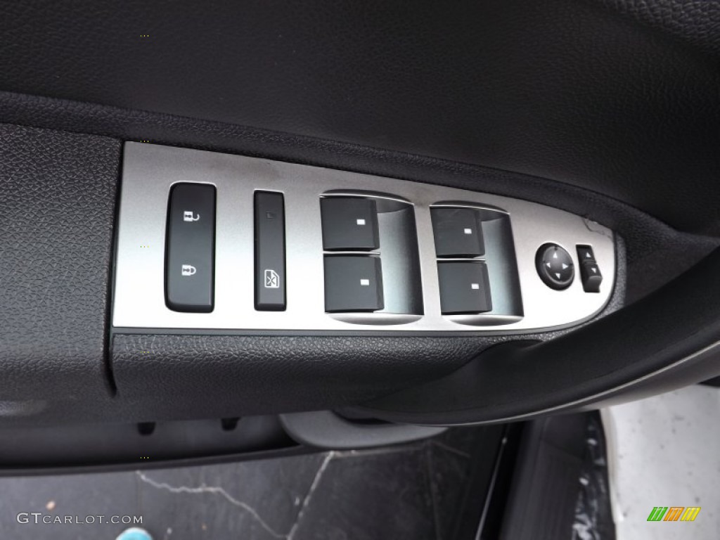 2013 GMC Sierra 1500 SLE Crew Cab Controls Photo #70786463