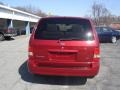 2004 Ruby Red Kia Sedona LX  photo #3