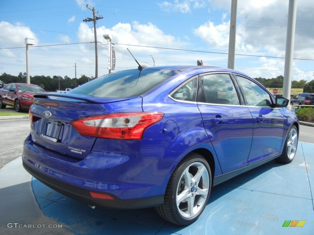 2013 Focus Titanium Sedan - Performance Blue / Charcoal Black photo #3