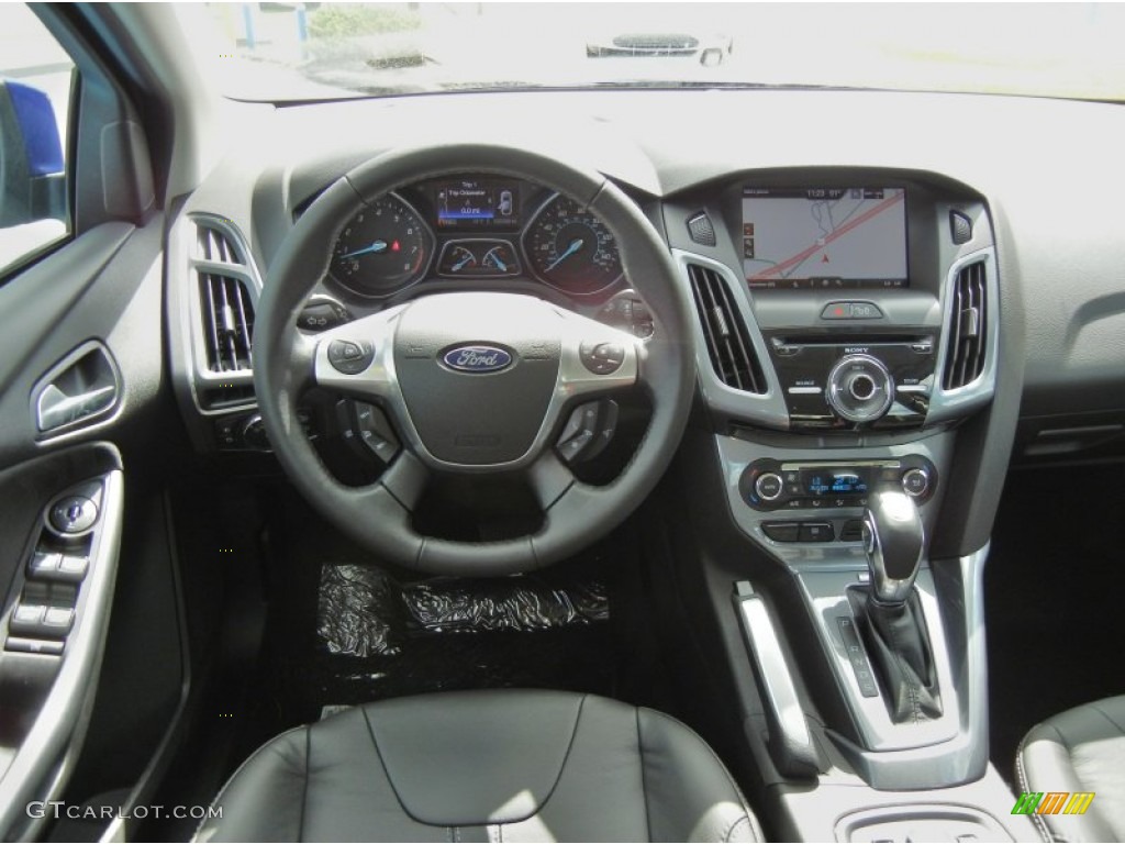 2013 Focus Titanium Sedan - Performance Blue / Charcoal Black photo #8