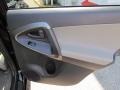 Black - RAV4 4WD Photo No. 24