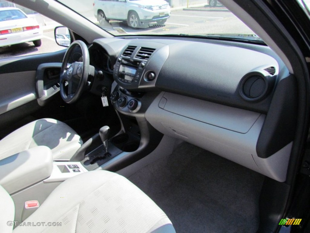 2009 RAV4 4WD - Black / Ash Gray photo #27