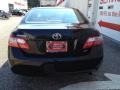 Black - Camry LE Photo No. 5