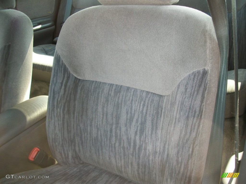 1996 Intrepid  - Bright White / Gray photo #10