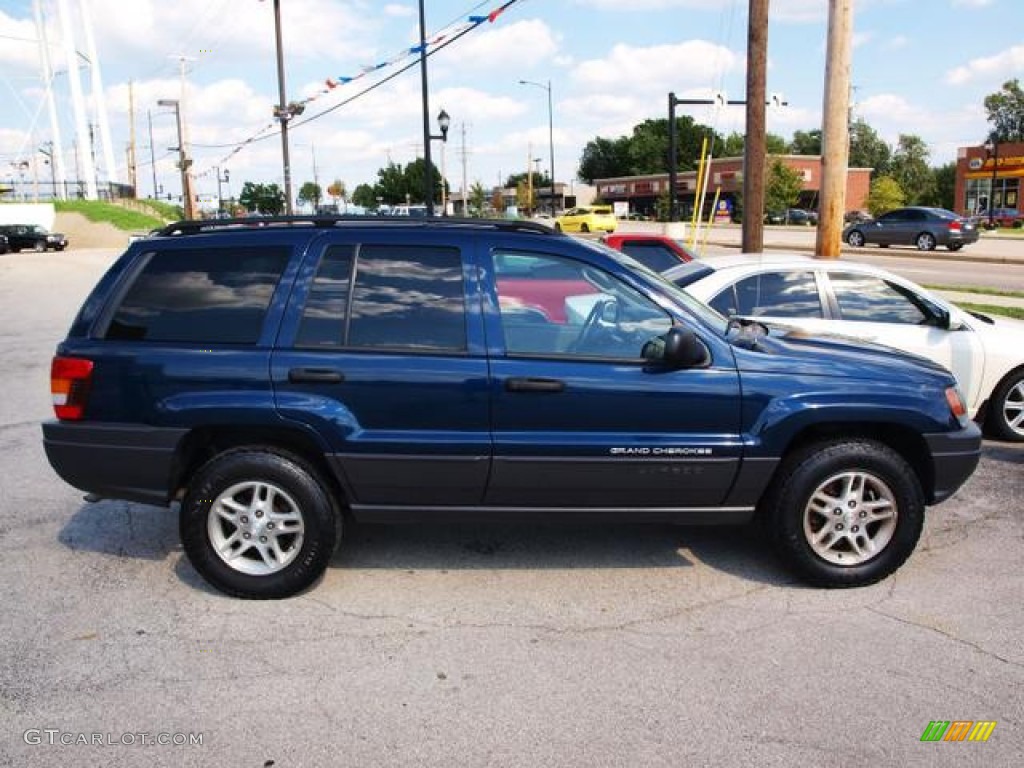 2003 Grand Cherokee Laredo 4x4 - Patriot Blue Pearl / Taupe photo #1