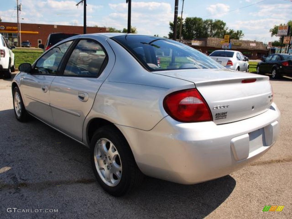 2003 Neon SXT - Bright Silver Metallic / Dark Slate Gray photo #3