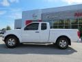 2008 Avalanche White Nissan Frontier SE V6 King Cab  photo #2