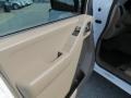 2008 Avalanche White Nissan Frontier SE V6 King Cab  photo #11