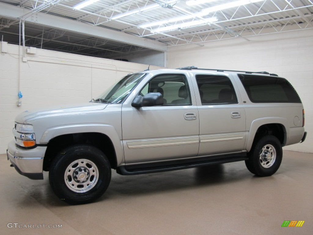 2004 Suburban K2500 LT 4x4 - Silver Birch Metallic / Gray/Dark Charcoal photo #5