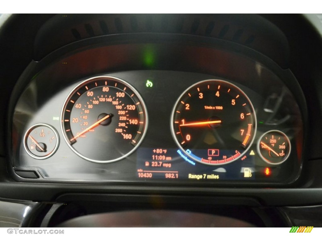 2012 BMW 5 Series 528i Sedan Gauges Photo #70808600