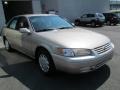 1999 Cashmere Beige Metallic Toyota Camry LE  photo #5