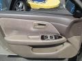 1999 Cashmere Beige Metallic Toyota Camry LE  photo #13