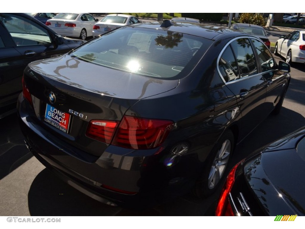 2013 5 Series 528i Sedan - Dark Graphite Metallic II / Black photo #3