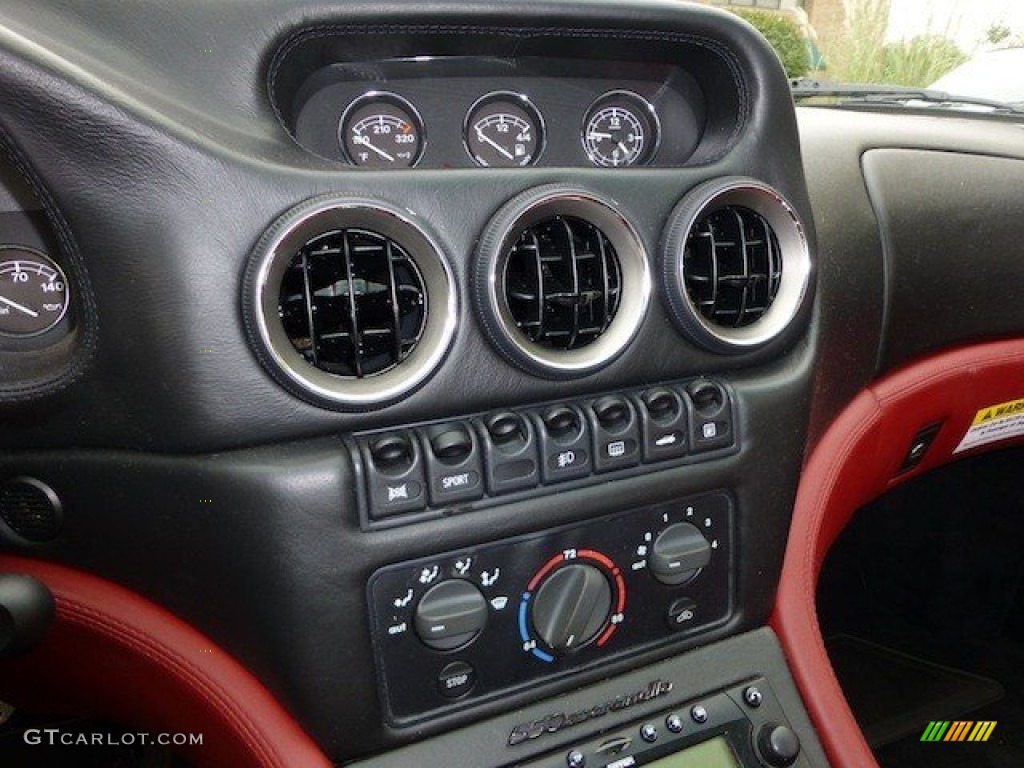 2000 Ferrari 550 Maranello Controls Photo #70815201