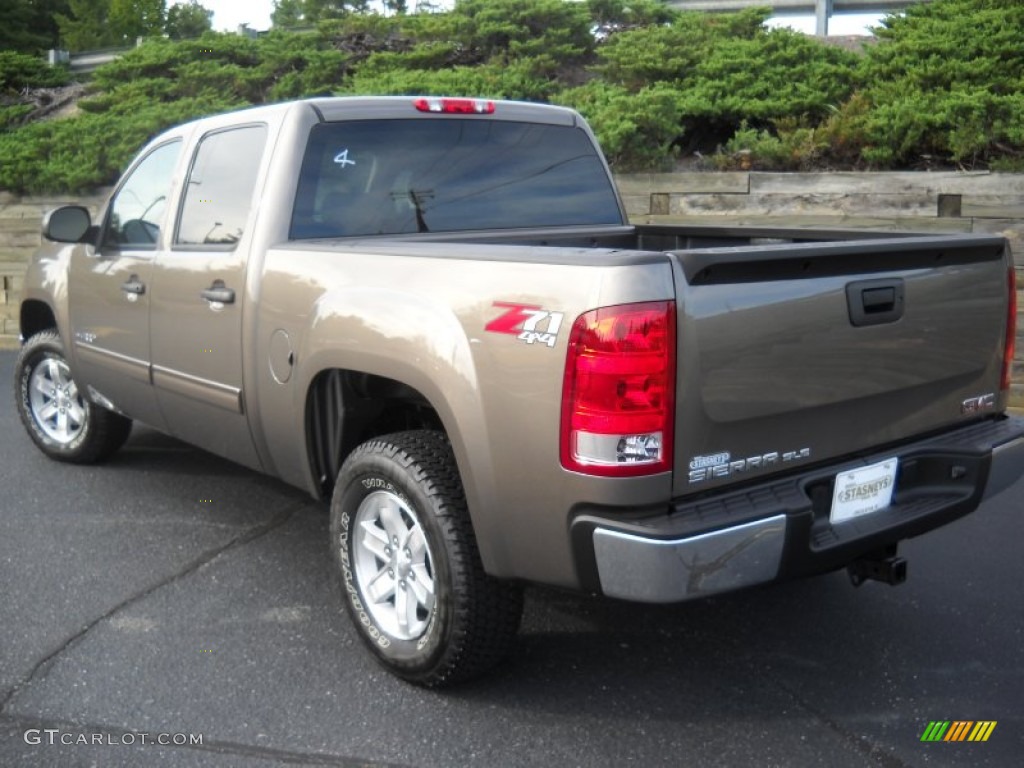 2013 Sierra 1500 SLE Crew Cab 4x4 - Mocha Steel Metallic / Very Dark Cashmere/Light Cashmere photo #2