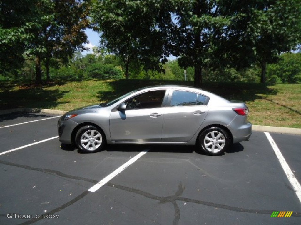 2011 MAZDA3 i Touring 4 Door - Liquid Silver Metallic / Dune Beige photo #4