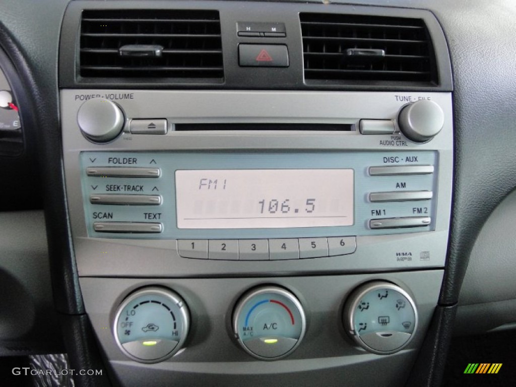 2009 Toyota Camry SE Controls Photo #70822221