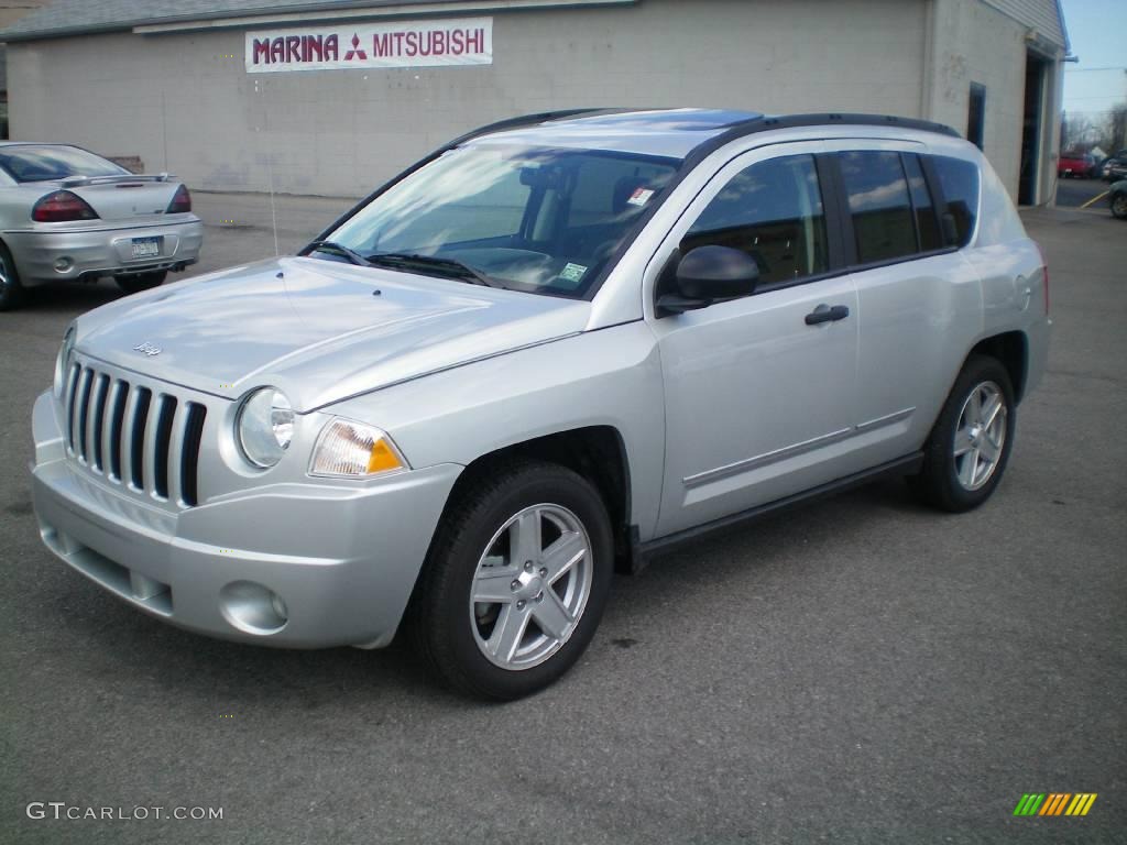 2008 Compass Sport 4x4 - Bright Silver Metallic / Dark Slate Gray photo #1