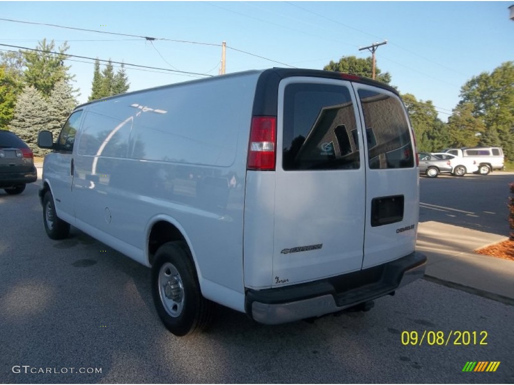 2003 Express 3500 Extended Cargo Van - Summit White / Medium Dark Pewter photo #7