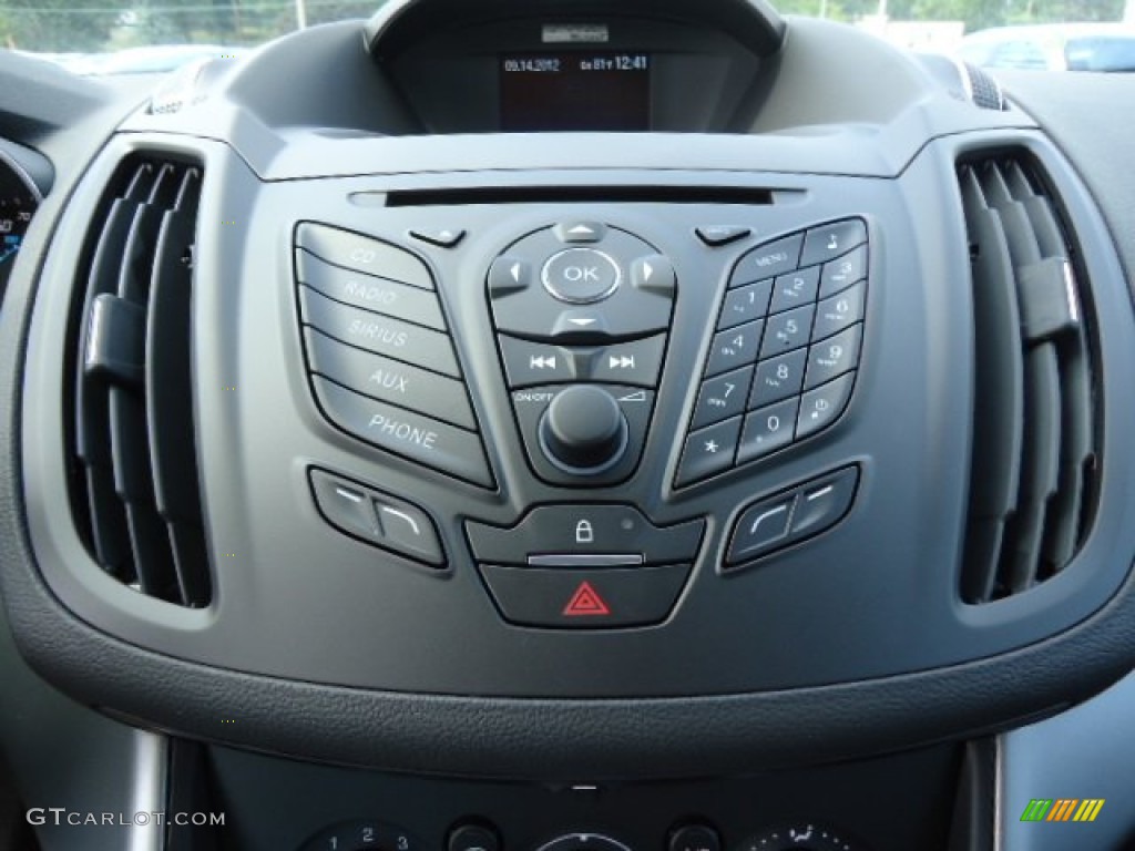 2013 Escape SE 1.6L EcoBoost 4WD - Tuxedo Black Metallic / Charcoal Black photo #14