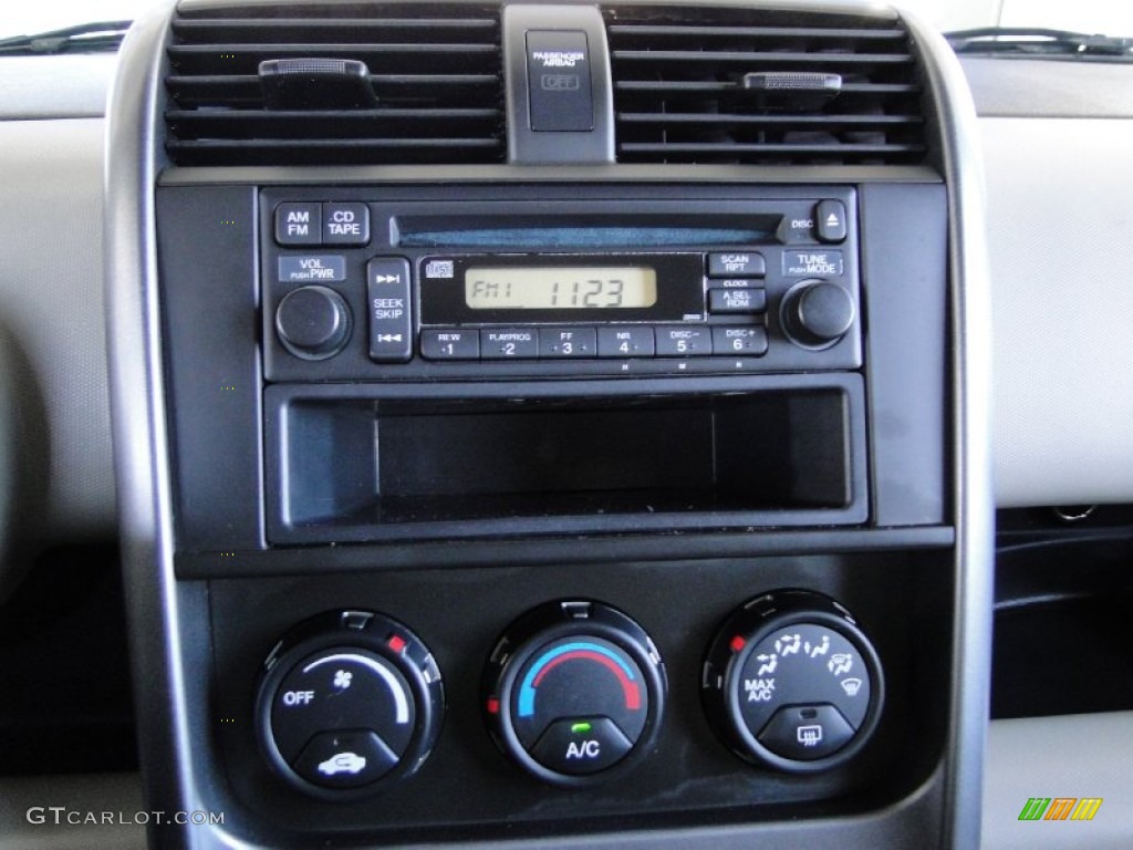 2010 Honda Element LX Controls Photo #70823208