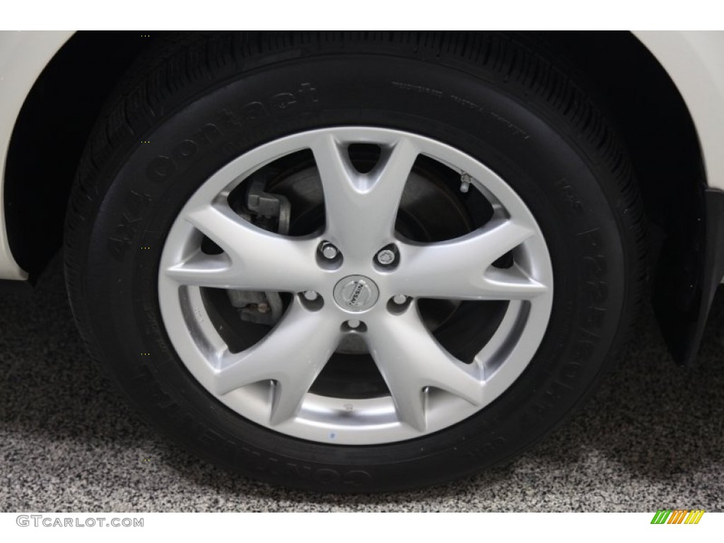 2011 Rogue SV AWD - Pearl White / Black photo #6
