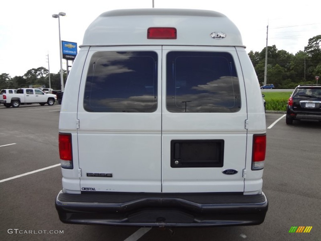 2001 E Series Van E250 Wheelchair Access - Oxford White / Medium Graphite photo #7