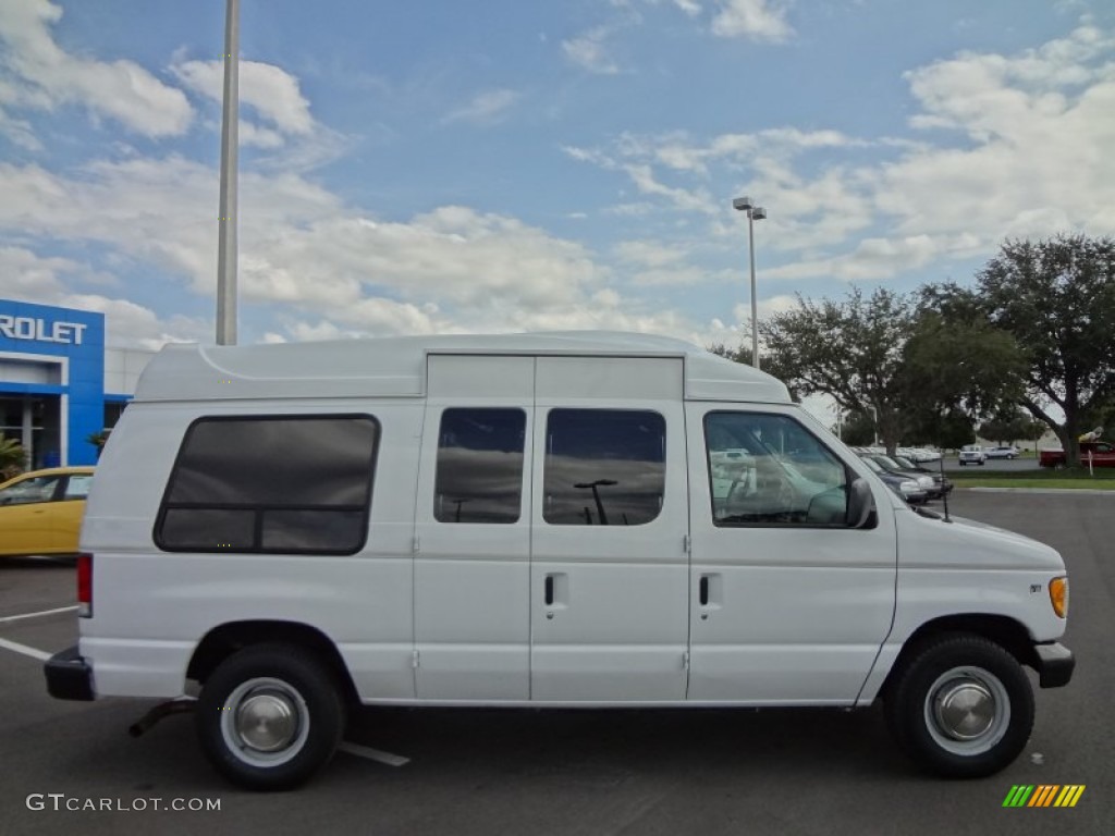 2001 E Series Van E250 Wheelchair Access - Oxford White / Medium Graphite photo #9