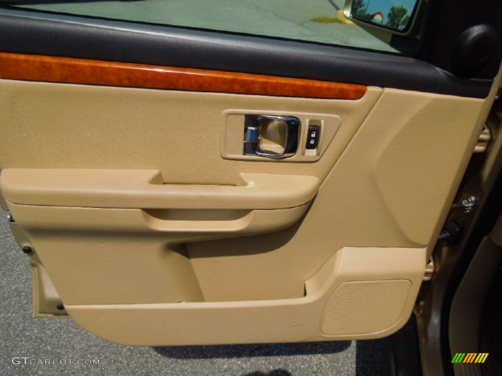 2007 XL7 Luxury AWD - Prairie Gold Metallic / Beige photo #10