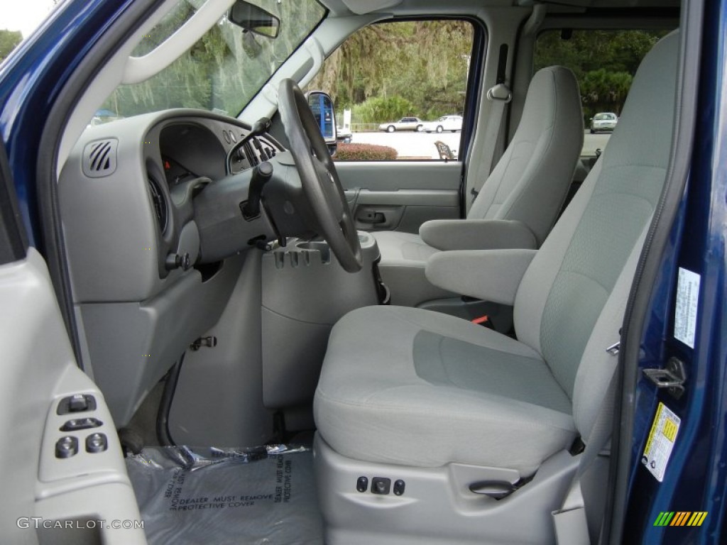 Medium Flint Interior 2008 Ford E Series Van E150 Passenger Photo #70827090