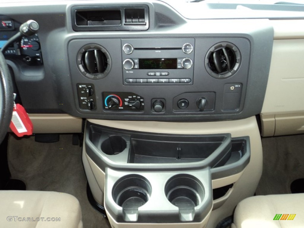 2012 Ford E Series Van E350 XLT Extended Passenger Controls Photos