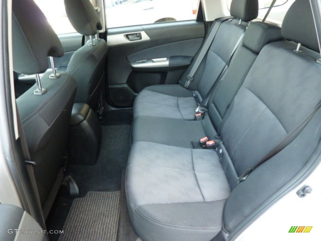 2010 Forester 2.5 X Premium - Spark Silver Metallic / Black photo #13