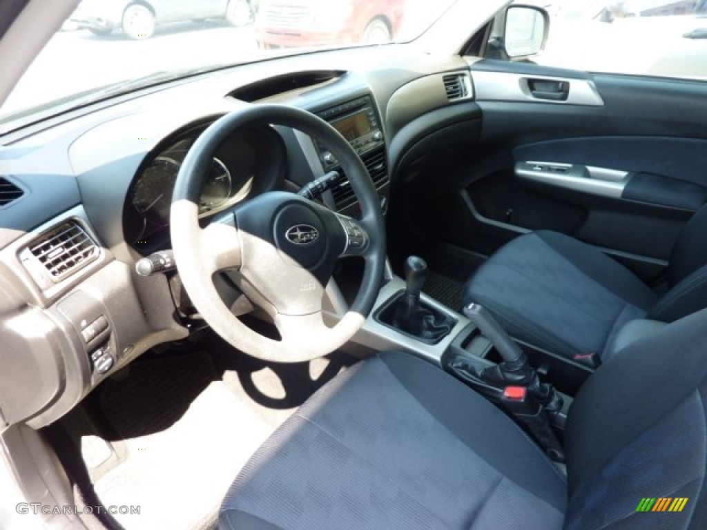 2010 Forester 2.5 X Premium - Spark Silver Metallic / Black photo #15